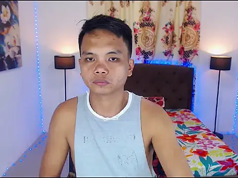 IANhARDfUcker online show from March 31, 4:35 am