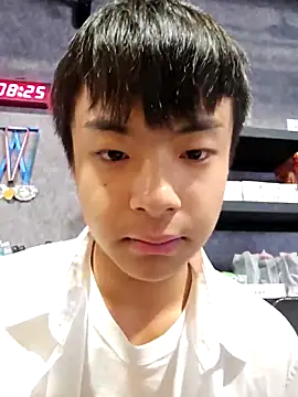 Snapshot of ovo0810 chatting on March 17, 12:26 am ovo0810 online show from March 17, 12:26 am