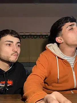 Lucasss2204 online show from March 24, 5:12 am