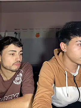 Lucasss2204 online show from April 7, 3:40 am