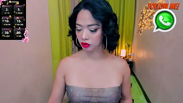 Snapshot of Seductive_Hanna chatting on March 27, 2:17 am Seductive Hanna online show from March 27, 2:17 am