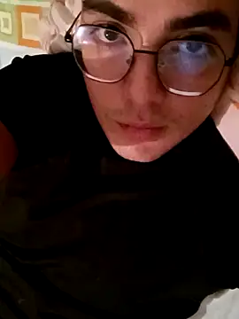 Hypeeboyy online show from April 5, 11:24 pm