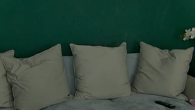 SkinnyNatty online show from March 31, 3:52 am