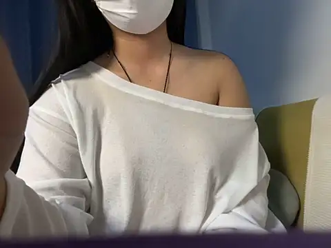 Titi-005 online show from May 10, 1:16 pm