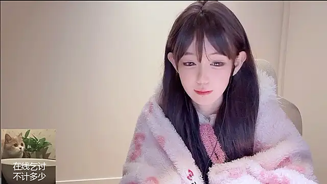 Snapshot of Ruuunn chatting on March 21, 12:04 am Ruuunn online show from March 21, 12:04 am