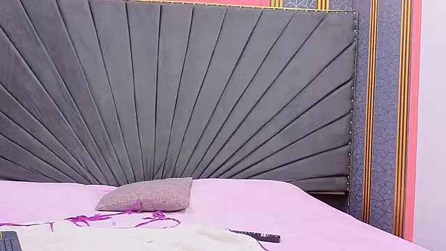 Snapshot of Kaely-Hot- chatting on March 17, 2:20 pm Kaely-Hot- online show from March 17, 2:20 pm