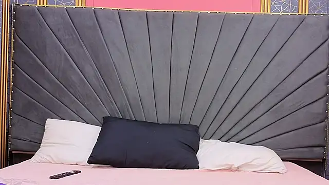 Snapshot of Kaely-Hot- chatting on March 24, 2:22 pm Kaely-Hot- online show from March 24, 2:22 pm