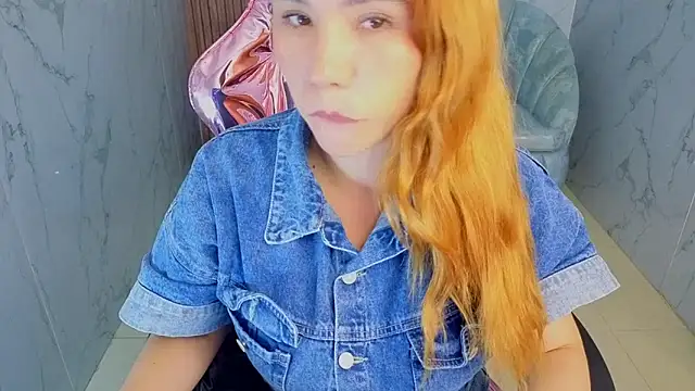 Snapshot of rosse1_s chatting on April 2, 12:58 pm rosse1 s online show from April 2, 12:58 pm