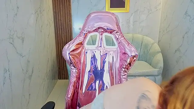 Snapshot of rosse1_s chatting on April 3, 1:09 pm rosse1 s online show from April 3, 1:09 pm