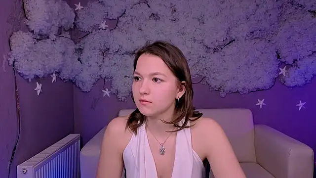 liana best online show from April 28, 2:38 am