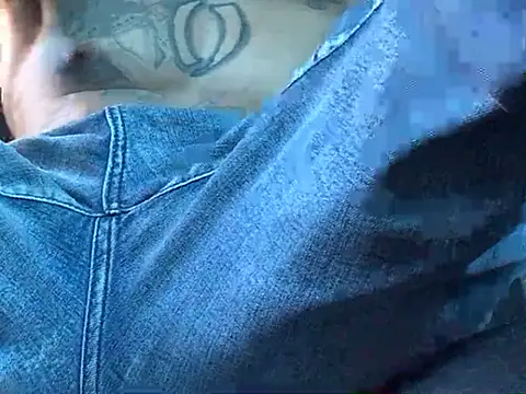 Snapshot of Donkie909 chatting on March 19, 11:53 pm Donkie909 online show from March 19, 11:53 pm