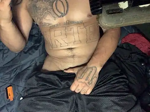 Snapshot of Donkie909 chatting on March 27, 8:26 am Donkie909 online show from March 27, 8:26 am