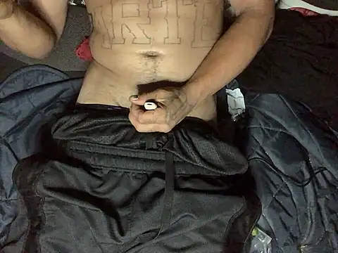 Snapshot of Donkie909 chatting on March 28, 9:42 am Donkie909 online show from March 28, 9:42 am