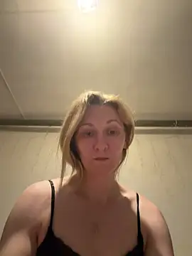 Secret Ladyx online show from March 28, 8:30 pm