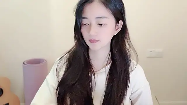 Snapshot of jinxiyao01 chatting on May 2, 7:13 am jinxiyao01 online show from May 2, 7:13 am