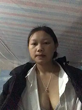 TieuVy99 online show from March 8, 3:43 am