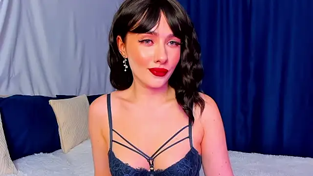 Snapshot of Aria_Montclair chatting on March 21, 7:17 pm Aria Montclair online show from March 21, 7:17 pm