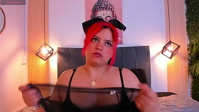 Snapshot of Mariee_bloom chatting on March 21, 8:19 am Mariee bloom online show from March 21, 8:19 am