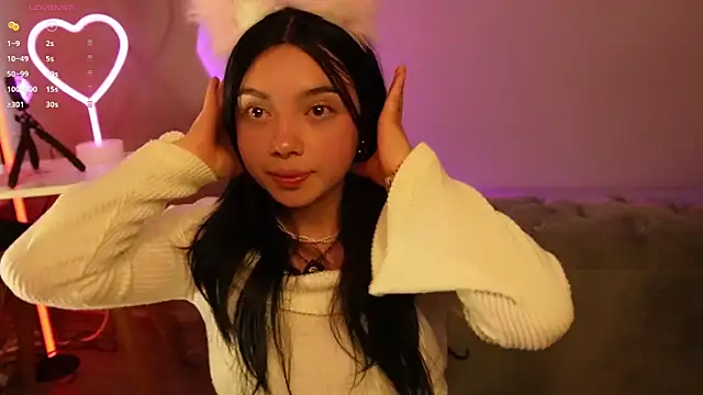 Snapshot of Im_Elaris chatting on March 5, 3:52 pm Im Elaris online show from March 5, 3:52 pm