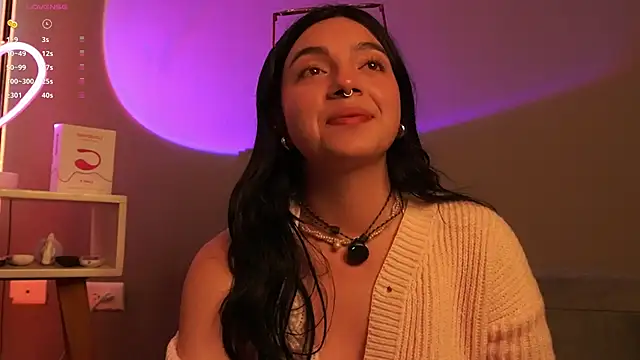 Snapshot of Im_Elaris chatting on March 17, 2:42 pm Im Elaris online show from March 17, 2:42 pm