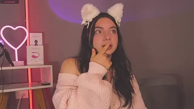 Snapshot of Im_Elaris chatting on March 28, 1:43 pm Im Elaris online show from March 28, 1:43 pm