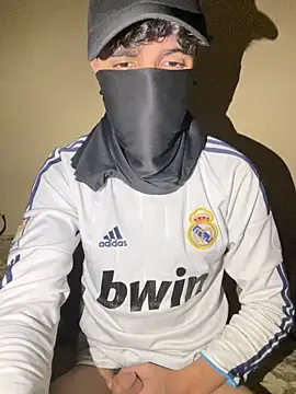 Snapshot of CodingRemotion chatting on April 4, 10:40 pm CodingRemotion online show from April 4, 10:40 pm