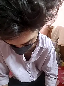 Snapshot of max_the_dick chatting on March 4, 8:15 pm max the dick online show from March 4, 8:15 pm