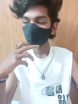 Snapshot of max_the_dick chatting on March 29, 5:57 pm max the dick online show from March 29, 5:57 pm