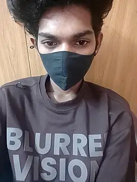 Snapshot of max_the_dick chatting on April 1, 7:33 pm max the dick online show from April 1, 7:33 pm