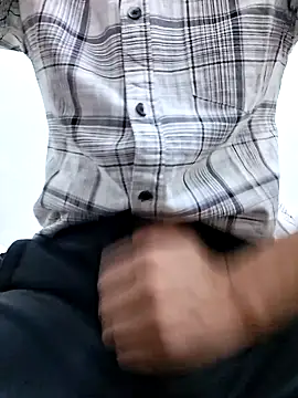 Snapshot of sexypenisboy chatting on March 11, 7:58 am sexypenisboy online show from March 11, 7:58 am