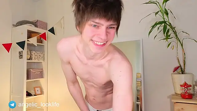 look angelic online show from May 10, 4:34 pm