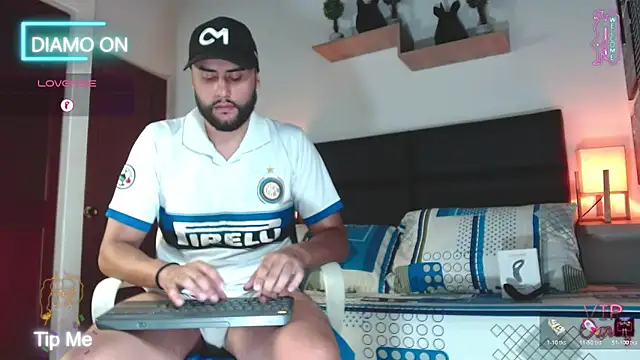 Snapshot of daniel_hunther chatting on March 20, 2:22 pm daniel hunther online show from March 20, 2:22 pm