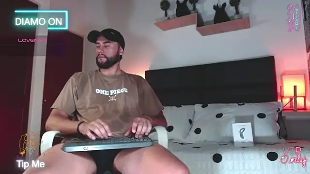 Snapshot of daniel_hunther chatting on March 28, 2:27 pm daniel hunther online show from March 28, 2:27 pm