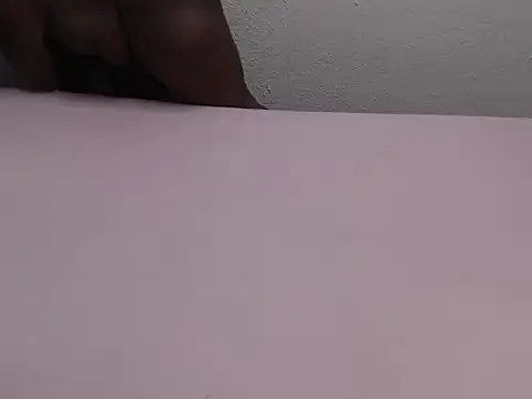 Snapshot of Busty42DDZA chatting on March 23, 4:49 am Busty42DDZA online show from March 23, 4:49 am