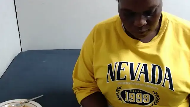 Busty42DDZA online show from June 21, 1:24 pm