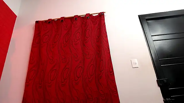 Snapshot of zoecute5817 chatting on March 14, 1:16 pm zoecute5817 online show from March 14, 1:16 pm