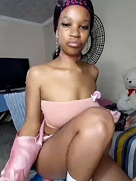 peachyxoxo22e online show from April 23, 8:35 am