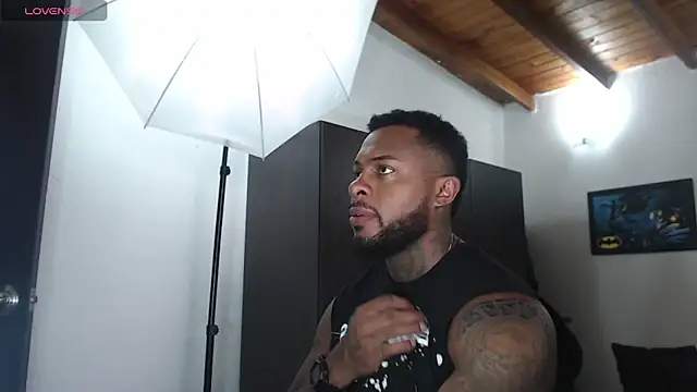 Snapshot of JEYKON_MED chatting on April 6, 6:09 pm JEYKON MED online show from April 6, 6:09 pm