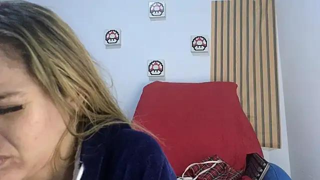 Snapshot of Caroline_hernandes chatting on March 28, 2:55 am Caroline hernandes online show from March 28, 2:55 am