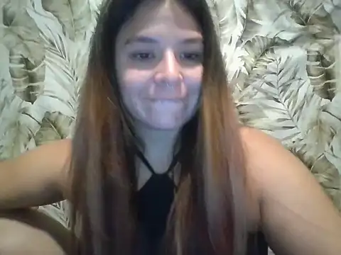 Snapshot of KendraBoss chatting on March 16, 12:49 am KendraBoss online show from March 16, 12:49 am