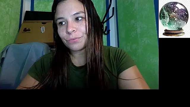 Snapshot of KendraBoss chatting on March 19, 11:53 pm KendraBoss online show from March 19, 11:53 pm