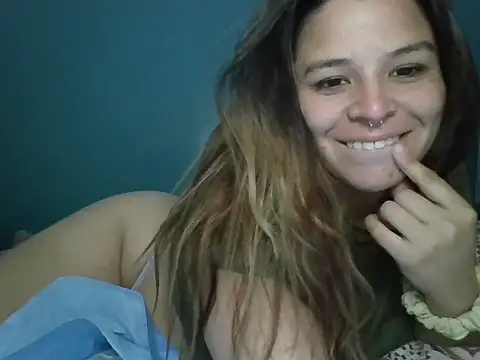 Snapshot of KendraBoss chatting on March 22, 10:24 pm KendraBoss online show from March 22, 10:24 pm