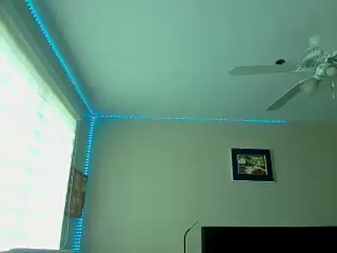 Snapshot of callme_iva chatting on March 20, 6:13 pm callme iva online show from March 20, 6:13 pm