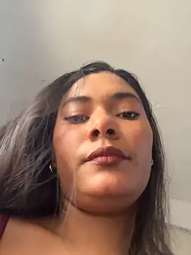 Snapshot of Sweetroseof chatting on March 8, 9:07 pm Sweetroseof online show from March 8, 9:07 pm