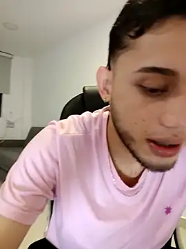 Snapshot of Billie_x33 chatting on March 15, 1:11 am Billie x33 online show from March 15, 1:11 am