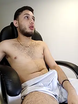 Snapshot of Billie_x33 chatting on March 26, 6:19 am Billie x33 online show from March 26, 6:19 am