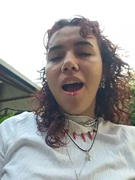 Snapshot of Isabella_Stark chatting on March 20, 11:37 am Isabella Stark online show from March 20, 11:37 am