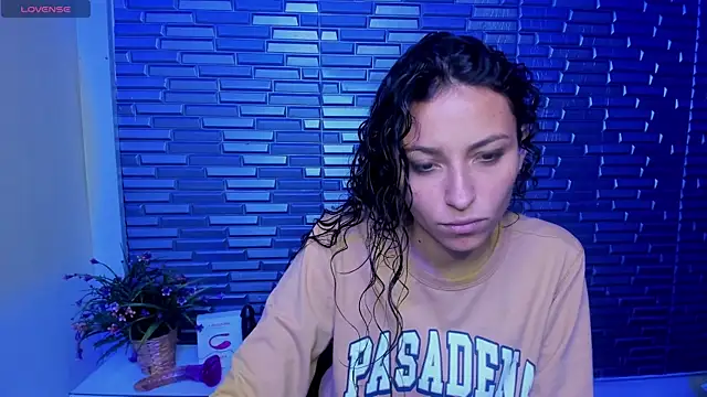 Snapshot of Ana_maria_08 chatting on March 30, 2:29 pm Ana maria 08 online show from March 30, 2:29 pm