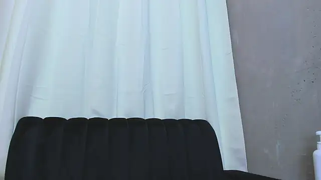 Snapshot of annelise_hansen chatting on March 18, 1:42 am annelise hansen online show from March 18, 1:42 am