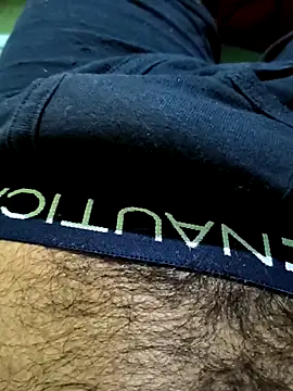 Snapshot of originaLUND chatting on March 5, 1:01 am originaLUND online show from March 5, 1:01 am